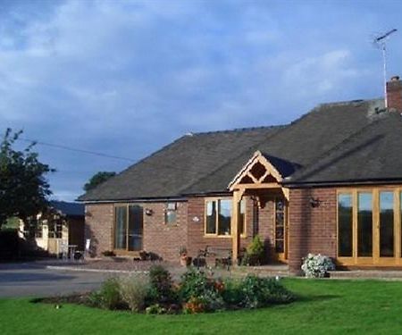 Bed and Breakfast Dove Meadow Denstone Exteriér fotografie