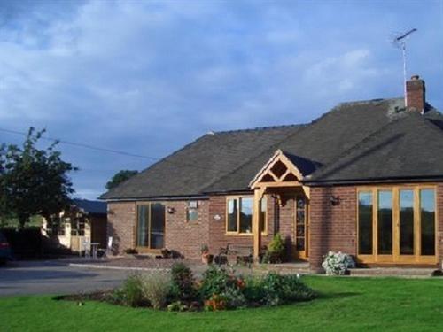Bed and Breakfast Dove Meadow Denstone Exteriér fotografie