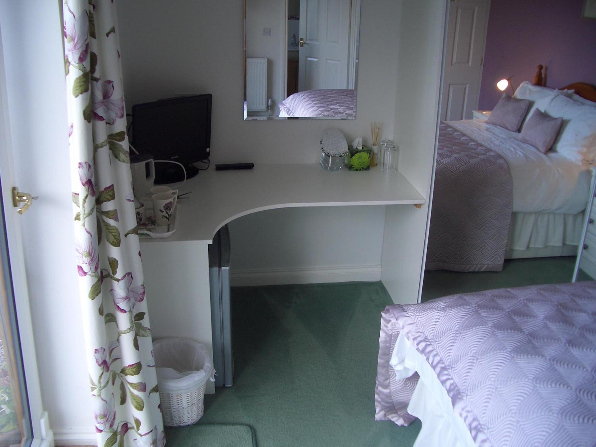 Bed and Breakfast Dove Meadow Denstone Pokoj fotografie